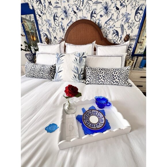 Scallop Edge White Lacquered Vanity Tray 14.25"L x 10.25"W Dresser Bathroom - Picture 4 of 16